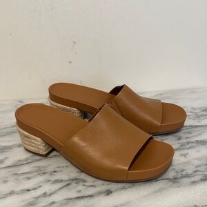 AEROSOLES
Women's Clark Slip-on Chucky Heel Sandals In Tan 9 M NEW no box